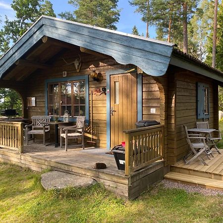 Timrad Stuga I Kanten Av Skogen Med Spa Moejlighet Мулшьо Екстер'єр фото
