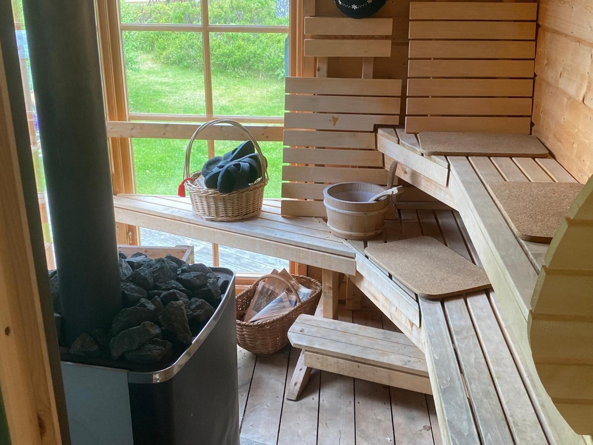 Timrad Stuga I Kanten Av Skogen Med Spa Moejlighet Мулшьо Екстер'єр фото